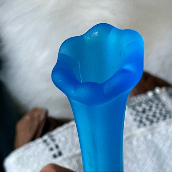 Westmoreland | Vintage | Blue Mist Hand Painted Floral Satin Glass Bud Vase 9.5" - Picture 4 of 13